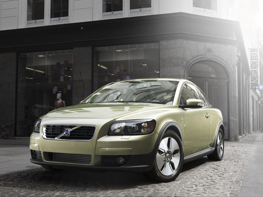  Volvo C30 DRIVe Efficiency 2008 года  (фото 20 из 34)